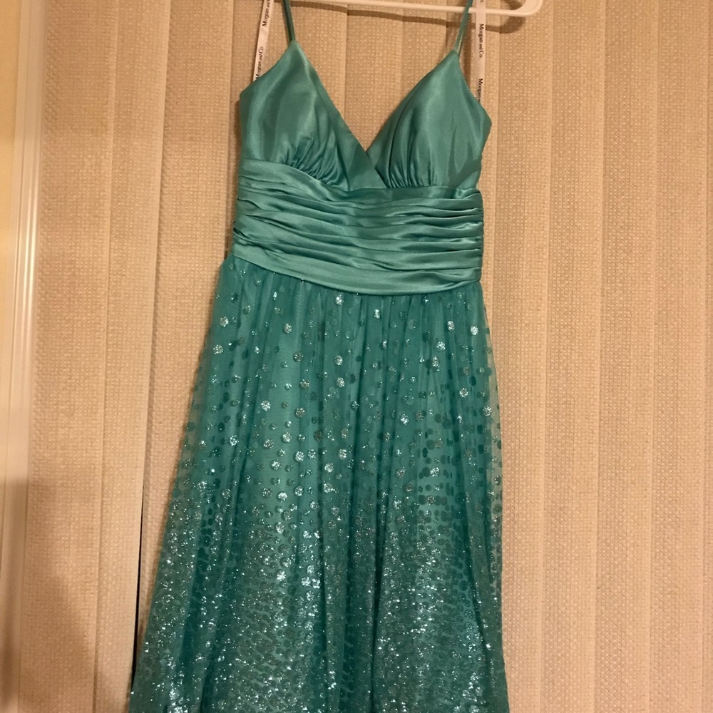 Morgan and co Formal / Prom dress teal size 9/10